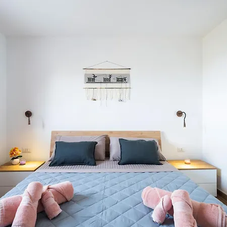 S'essia De Su Santu 1 Holiday home Jerzu