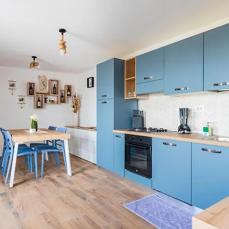 S'essia De Su Santu 1